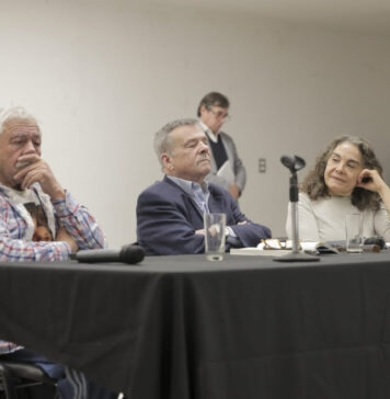 Vladimiro Mimica lanzó sus memorias ante un auditorio repleto en el Estadio Nacional