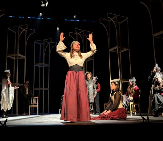 Descubrir América con Trinidad González Jansana / Felipe De la Parra Vial