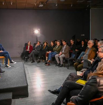 Universidad Finis Terrae lanza laboratorio de los públicos en Seminario Internacional